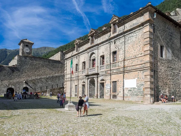 Fenestrelle Italy Aug 28Th 2018 Main Square Fenestrelle Fortress Piedmont — Stock Photo, Image