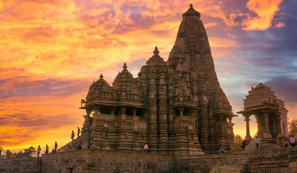 Templos em Khajurao, Índia por do sol — Fotografia de Stock