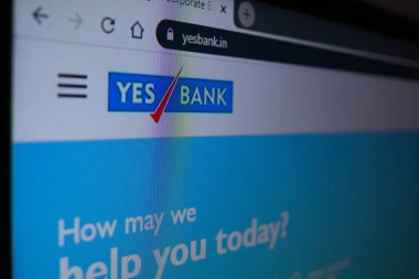 Evet Bankası web sitesini gösteren dizüstü bilgisayar veya televizyon ekranı