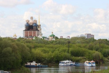 Kremlin 'in Trubezh Nehri' ndeki köprünün kenarından Ryazan kentindeki görüntüsü