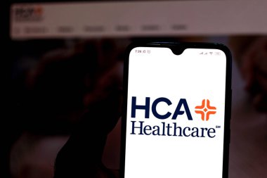 5 Aralık 2019, Brezilya. Bu resimde Hca Sağlık Logosu akıllı bir telefondan gösteriliyor.
