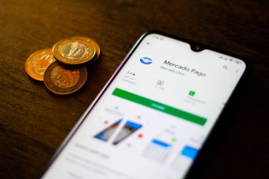 30 Aralık 2019, Brezilya. Bu resimde Mercadopago logo uygulaması akıllı telefondan görüntülenir