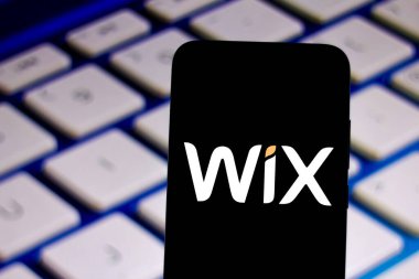 18 Şubat 2020, Brezilya. Bu fotoğraf illüstrasyonunda Wix.com logo uygulaması akıllı bir telefondan görüntülenir