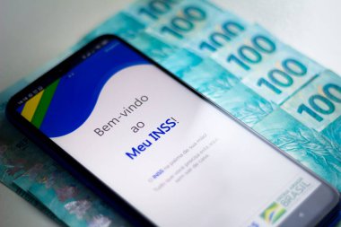 26 Nisan 2020, Brezilya. Bu resimde Meu INSS uygulamasının logosu akıllı telefondan gösteriliyor.