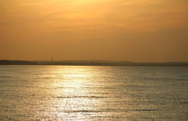 Baltık Denizi üzerinde gün batımı