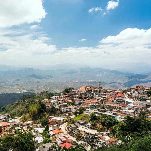 Zaruma - stad van goud mijnwerkers in de Andes, Ecuador — Stockfoto