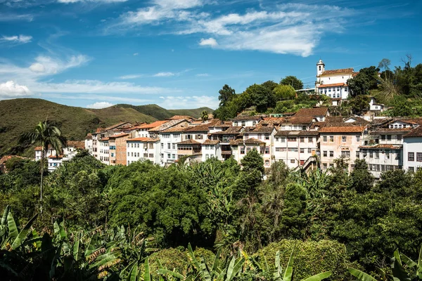 Vista da cidade Patrimônio Mundial da UNESCO de Ouro Preto, Brasil — Fotografia de Stock