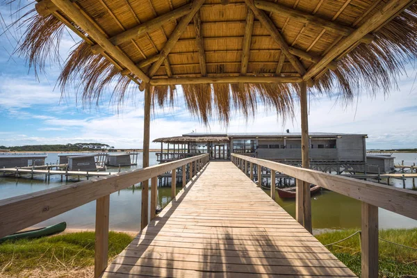 Floating bungalows on Uruguayan eco-lake Garzon — Stock Photo, Image