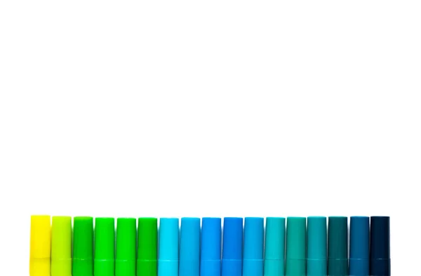 Meerkleurige Aquarelborstel Pennen Markers Geïsoleerd Witte Achtergrond Groene Blauwe Kleuren — Stockfoto