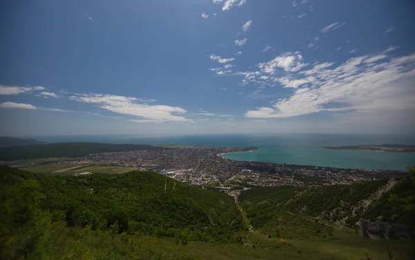 Vistas de Gelendzhik de la montaña. Región de Krasnodar. Rusia. 22.05.2016 — Foto de Stock