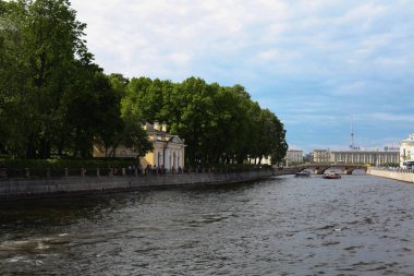 Dolgu, Bahar günü, St. Petersburg, Rusya'nın güzel şehir