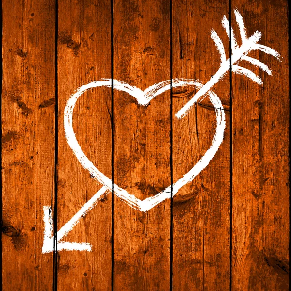 Arrow Piercing Coeur sur planches de bois texture réaliste — Image vectorielle