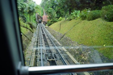 Bir tramvay görünümünü Penang Hill, Malezya izler
