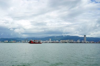 Taşıma/iş arabaları ve Malezya anakara ve Penang Adası arasında seyir Yolcu vapuru