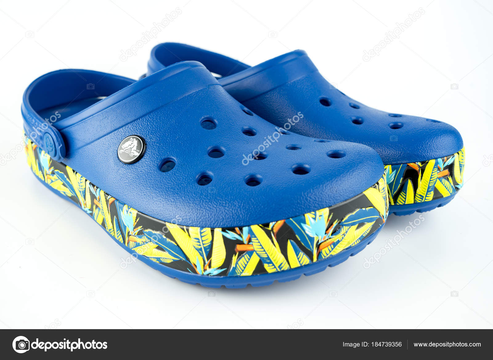 scott seamans crocs