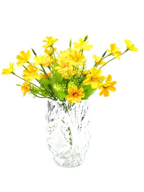 Beyaz arka planda vazoda bir buket çiçek. Kartpostal Doğum günü. Anneler Günü. Sevgililer Günü. Uluslararası Kadınlar Günü. Düğün için. Metin için yer.