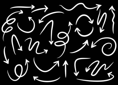 El çizilmiş vektör okları kümesi siyah arkaplan üzerine karalama yapar..