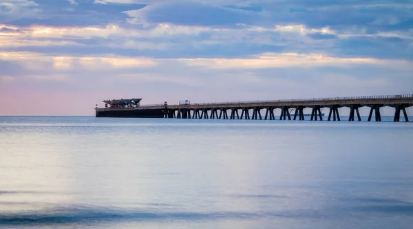 日の出桟橋 — ストック写真