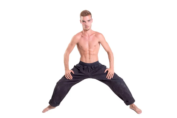 Junge Karate-Kämpferin — Stockfoto