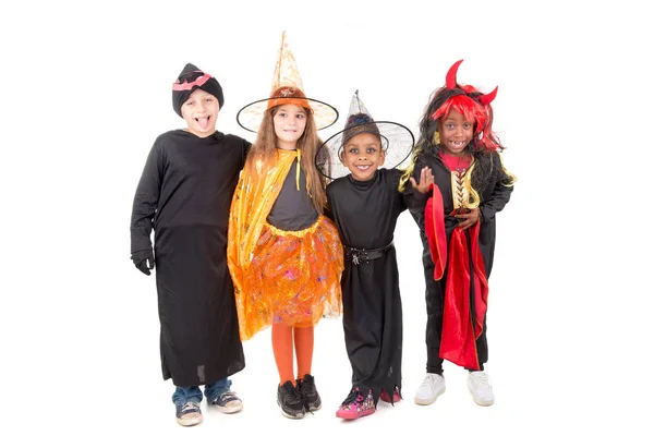 Crianças posando em trajes para o dia das bruxas — Fotografia de Stock