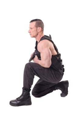 Hukuk enforcer silahla