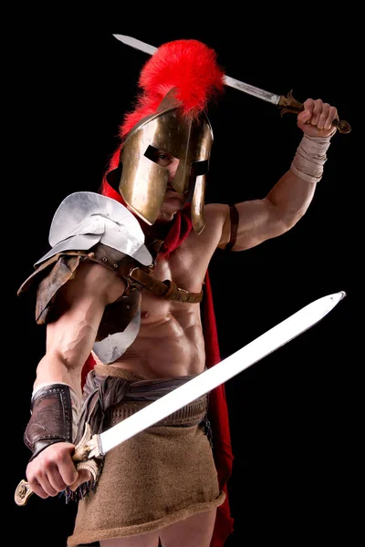 Uomo in armatura gladiatore — Foto Stock