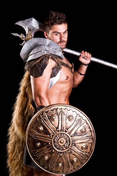 Stark gladiator poserar — Stockfoto