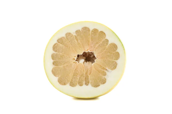 Μισά φρούτα pomelo απομονωμένα σε λευκό φόντο — Φωτογραφία Αρχείου