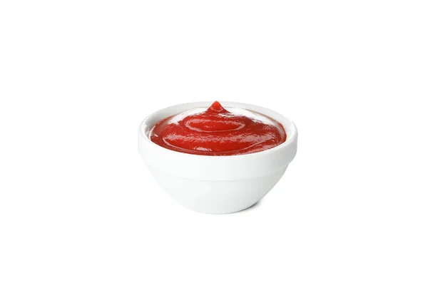 Sabrosa salsa roja en tazón aislado sobre fondo blanco — Foto de Stock