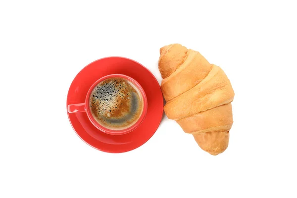 Taza de café y croissant aislado sobre fondo blanco —  Fotos de Stock