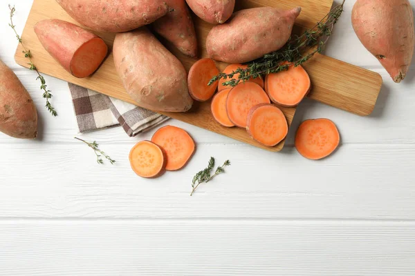 Sweet Potato Board Towel White Wooden Background Top View — Stock Photo, Image