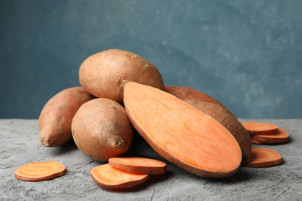 Batata Doce Mesa Cinzenta Perto Produtos Hortícolas — Fotografia de Stock