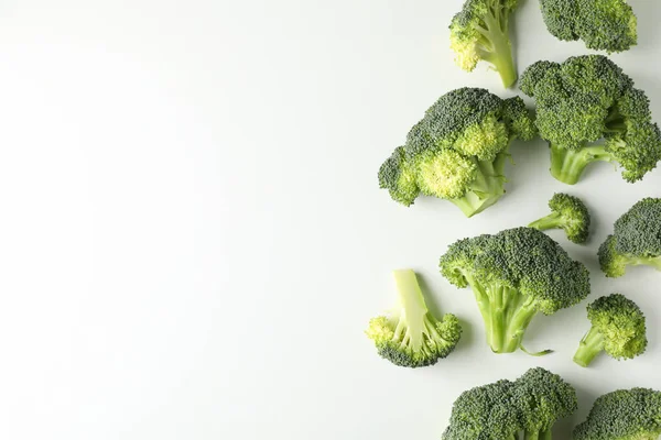 Broccoli White Background Top View Space Text — Stock Photo, Image