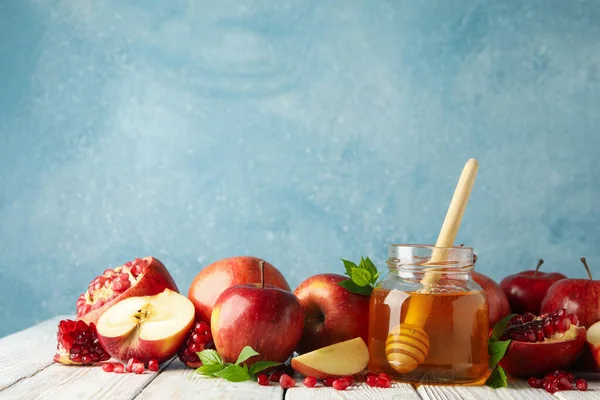 Apples Pomegranate Honey Wooden Table Space Text — Stock Photo, Image