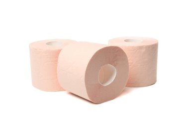 Beyaz arkaplanda izole edilmiş tuvalet kağıdı grubu