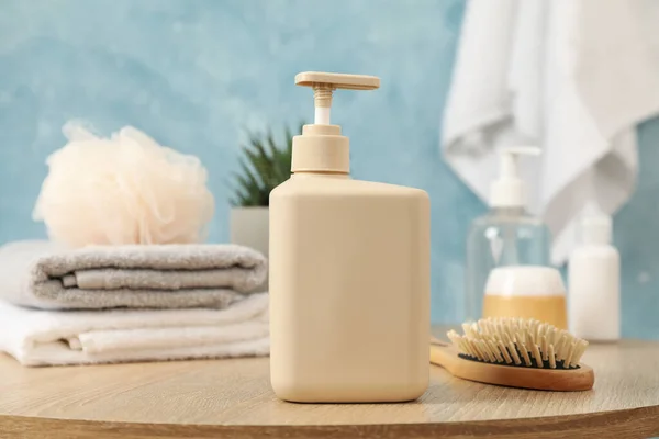 Flaska För Flytande Tvål Träbord Personlig Hygien — Stockfoto