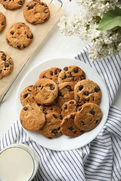 Composition Chip Cookies Flowers Milk White Table Top View — Stock Photo, Image