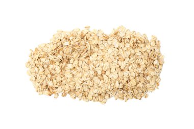 Beyaz arka planda yulaf ezmesi parçaları.