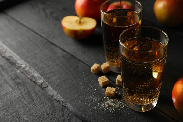 Composición Con Sidra Azúcar Manzanas Sobre Fondo Madera — Foto de Stock