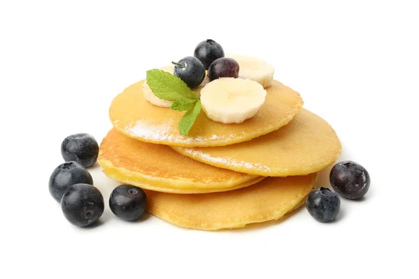 Deliciosos Panqueques Con Frutas Aisladas Sobre Fondo Blanco — Foto de Stock