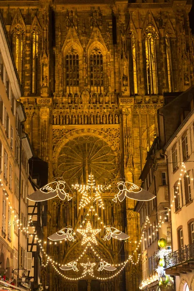 Strasboug Diciembre 01-2015 .Decoración de Navidad en Estrasburgo, Als — Foto de Stock