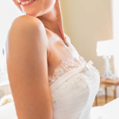 güzel inci'nin gelini kolye