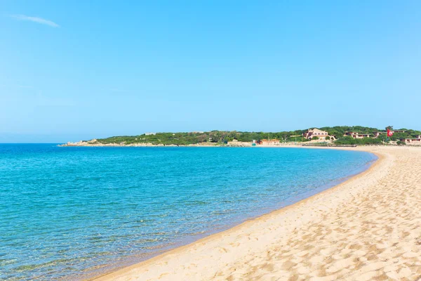 Palaos 29 octobre 2013. La magnifique plage de Porto Pollo en Sardaigne Italie — Photo