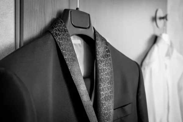 Boutonniere dalam tuxedo — Stok Foto