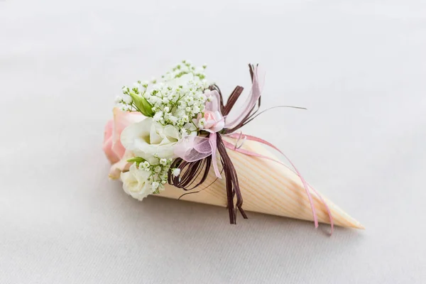 Baskets rose petals wedding — Stock Photo, Image