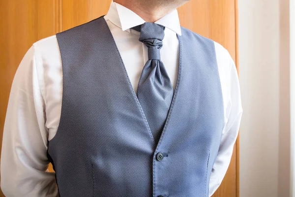 Boutonniere dalam tuxedo — Stok Foto