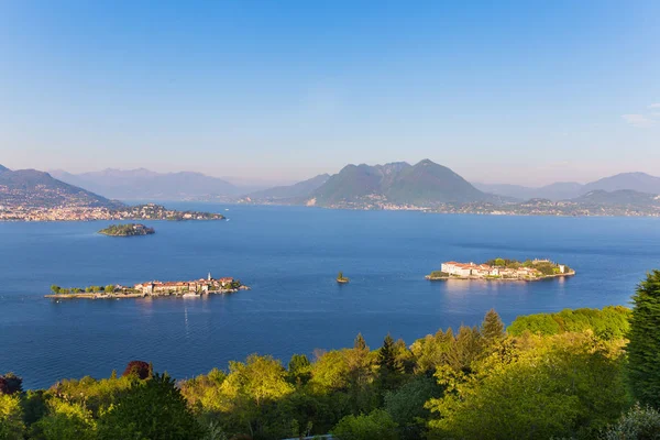 Jezioro Maggiore wyspie rybaków, Wyspa Bella i Wyspa Madre, Stresa, Włochy — Zdjęcie stockowe