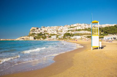 Apulia, İtalya - 28-2017 olabilir. Peschici, küçük doğal bir görünüm