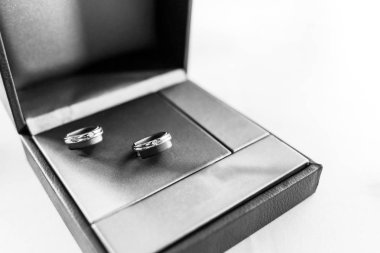 Alyans, pırlanta Tektaş yüzük