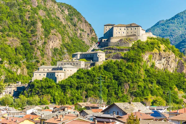 Fort Bard, Valle de Aosta, Italia — Foto de Stock